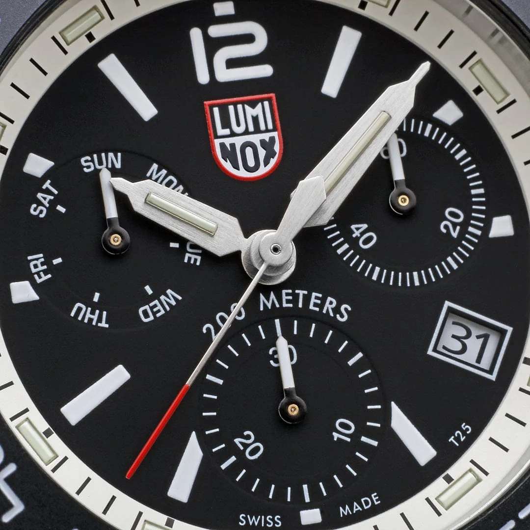Luminox Luminox Pacific Diver Chronograph XS.3141.M, sea швейцария мужские часы на браслете нержавеющая сталь 316l боковой вид