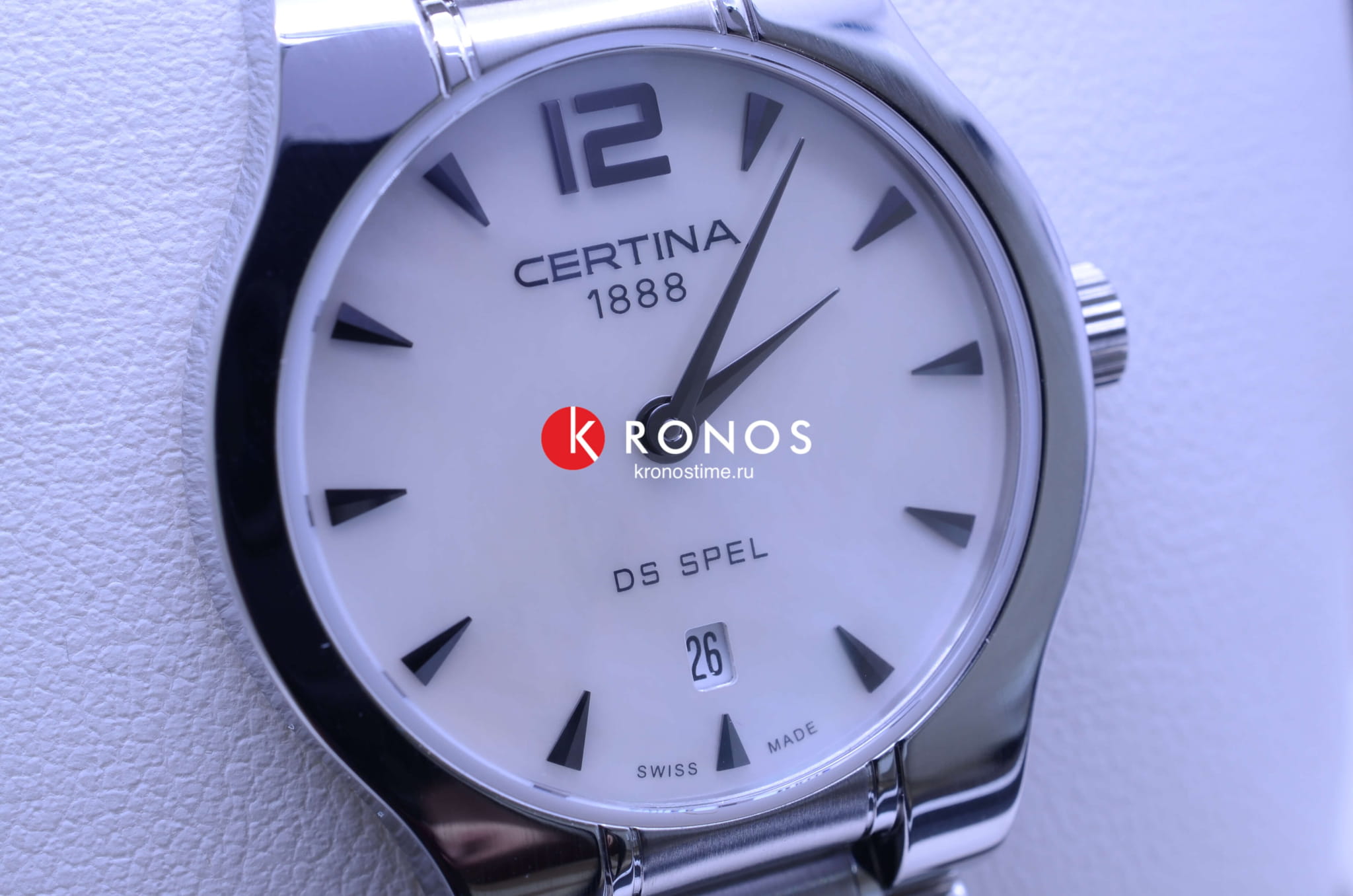 Certina Certina Lady Round C012.209.11.117.00 кварцевые женские часы часы крупный план перламутровый циферблата