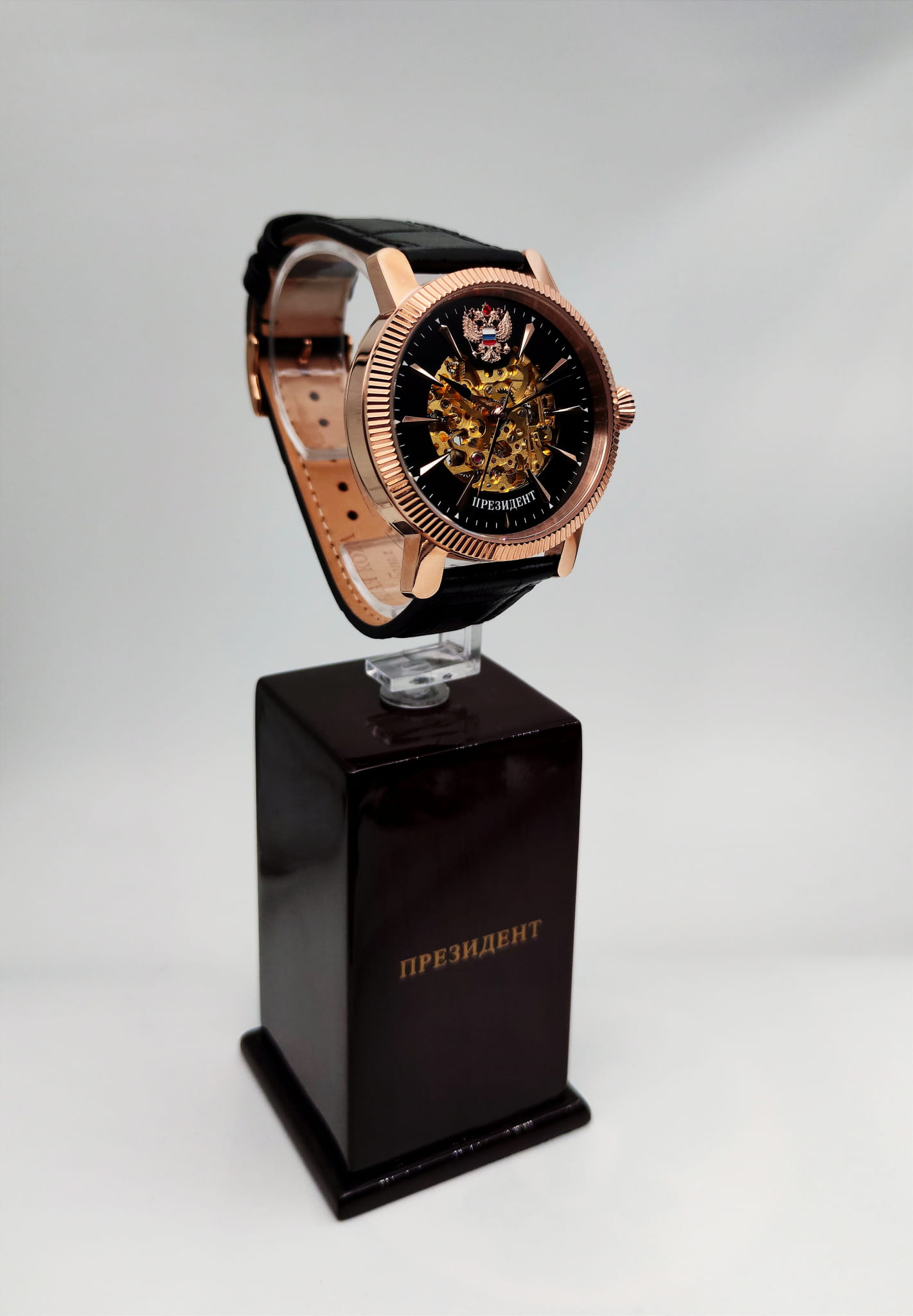 Президент Президент 4509151 мужские часы черный циферблат на запястье