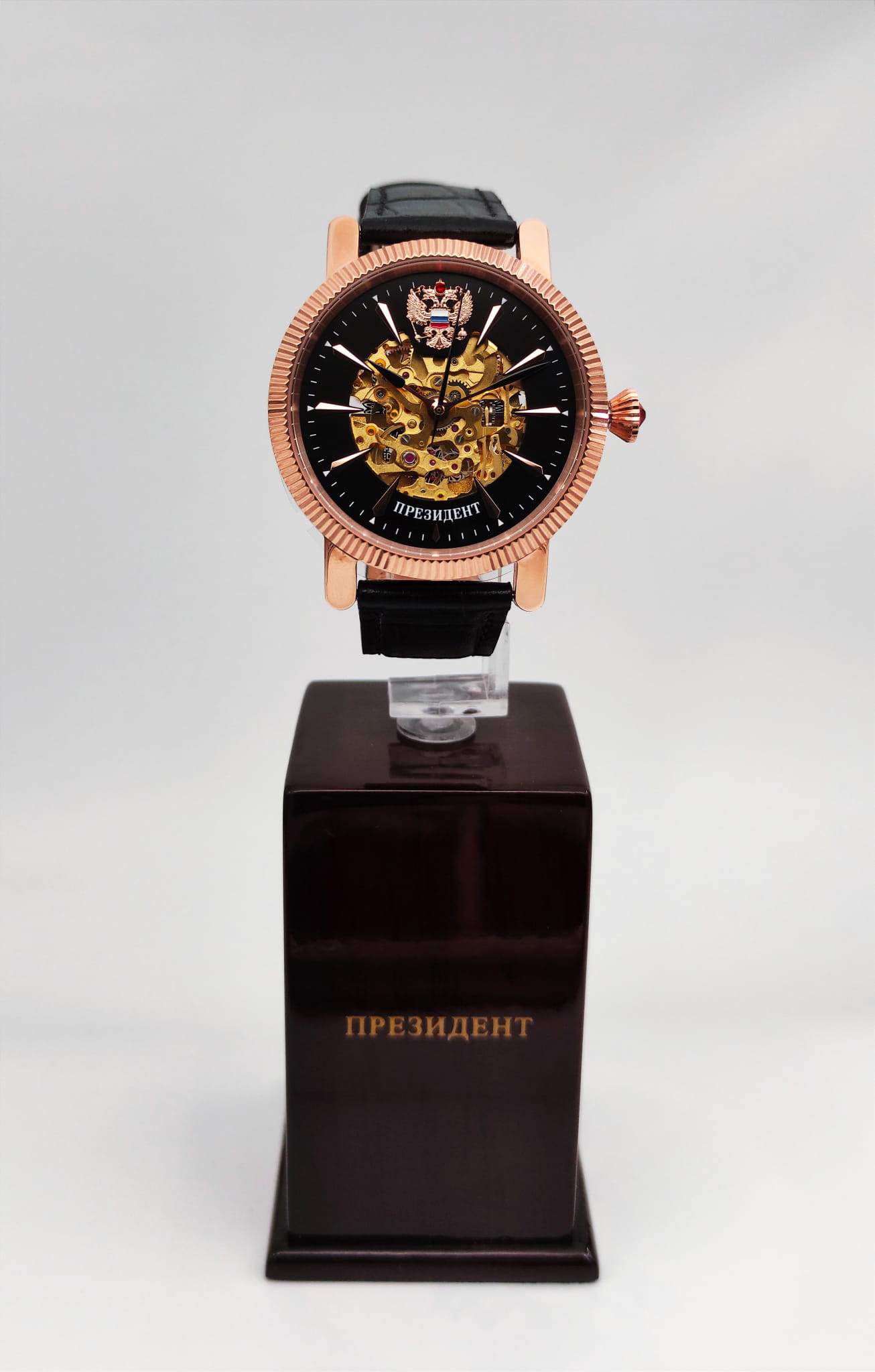Президент Президент 4509151 механические мужские часы часы крупный план черный циферблата