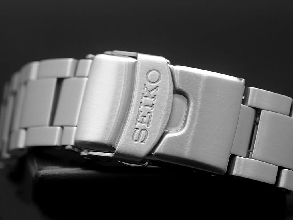 Оригинальные часы Seiko Seiko 5 Sports SBSA301 механические калибр механизма 4r36 общий вид