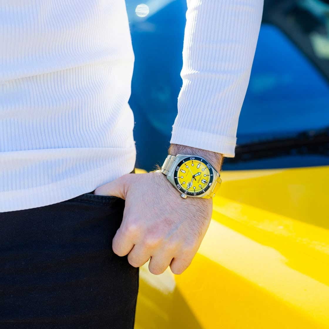 Citizen Citizen Eco-Drive AW1760-81Z , наручные мужские часы фото под углом