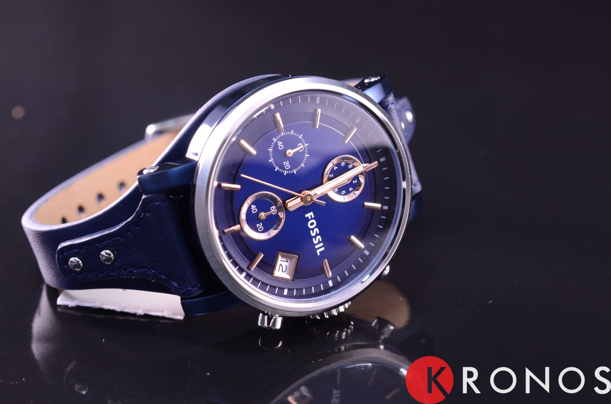 Fossil Fossil Carlie  ES4113 , наручные женские часы фото под углом